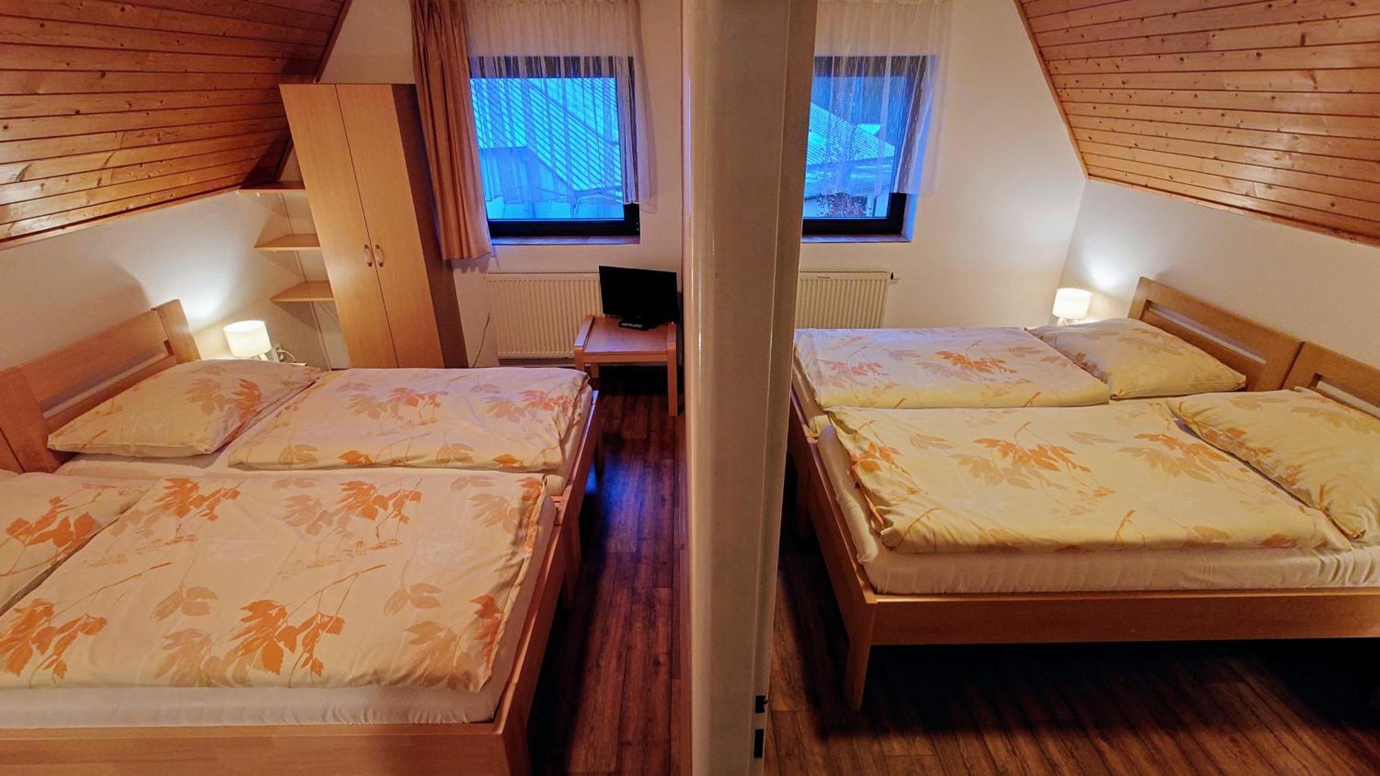 Raj Sportovni A Rekreacni Resort Branzez Kněžmost Εξωτερικό φωτογραφία