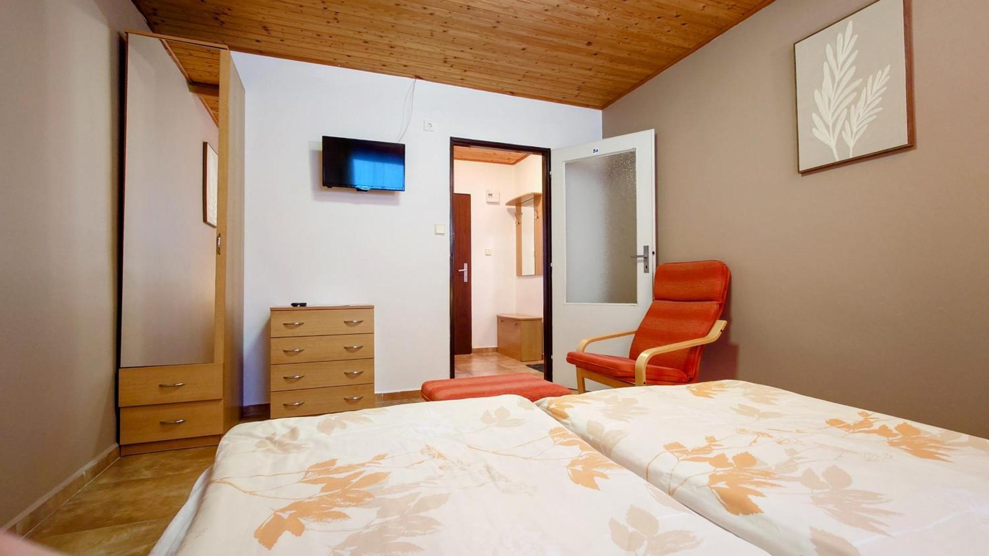 Raj Sportovni A Rekreacni Resort Branzez Kněžmost Εξωτερικό φωτογραφία